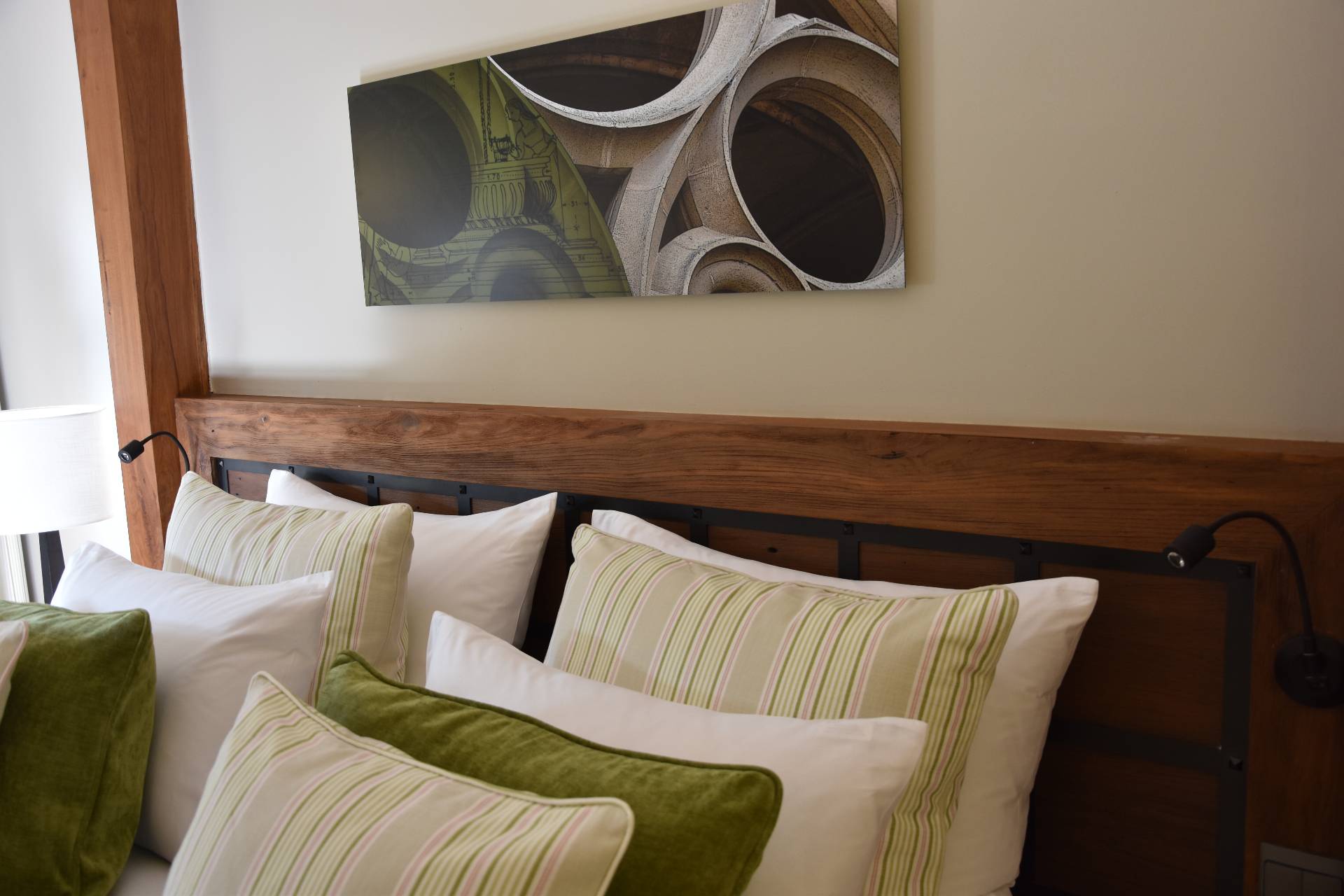 Sanctum Inle Resort Myanmar Artwork Design - Clusters Room Etudes In Situ